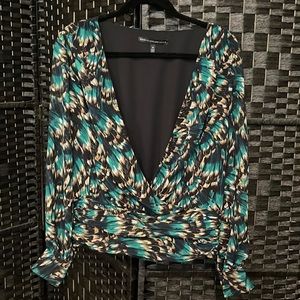 White House Black Market Size 10 Black/Green Multi Top